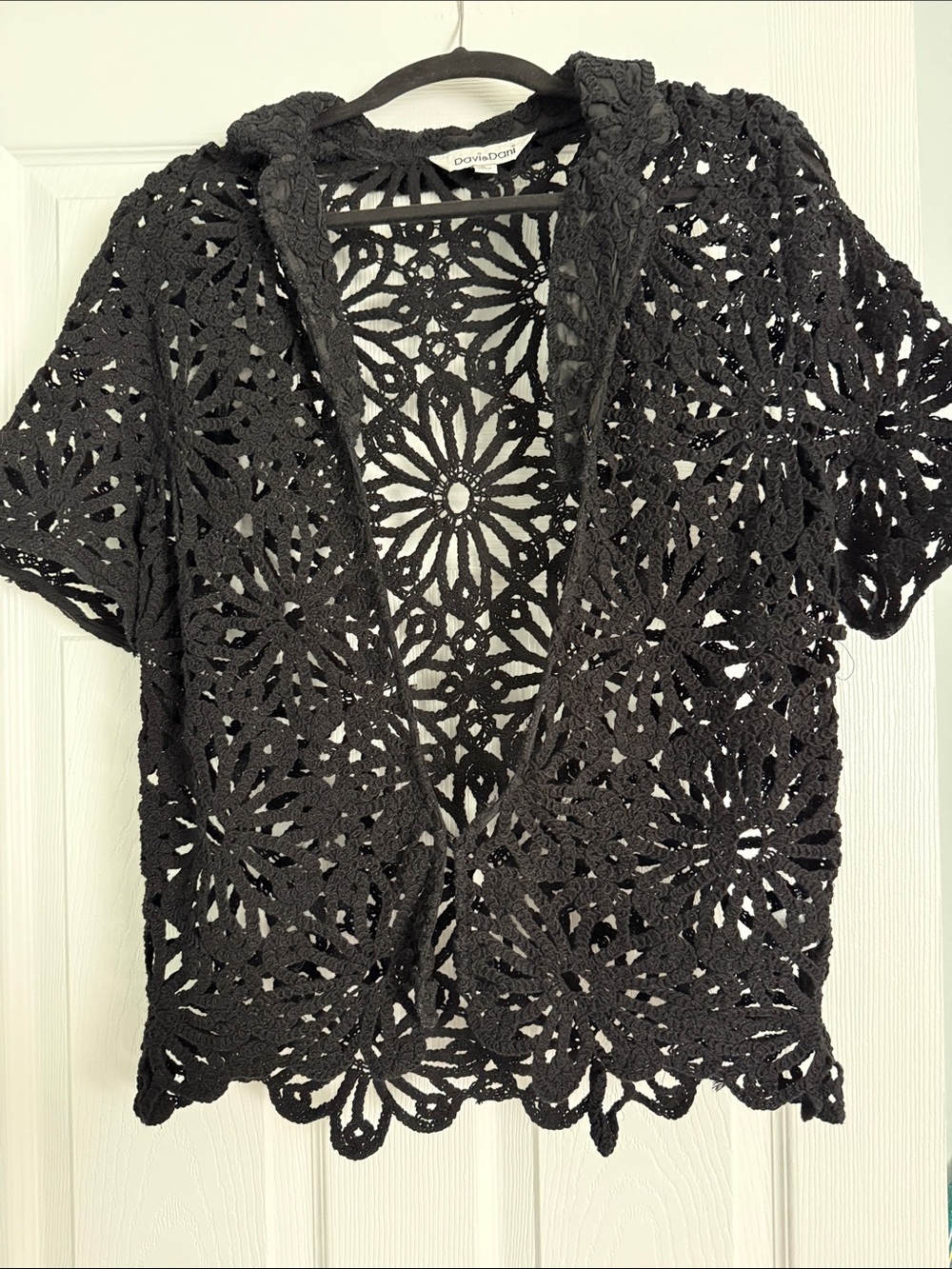 DAVI & DANI Black Crochet Short-Sleeve Open Cardigan